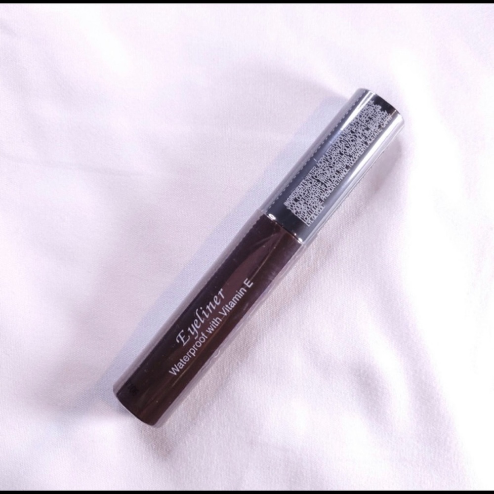 Waterproof Liquid Eyeliner - Brown